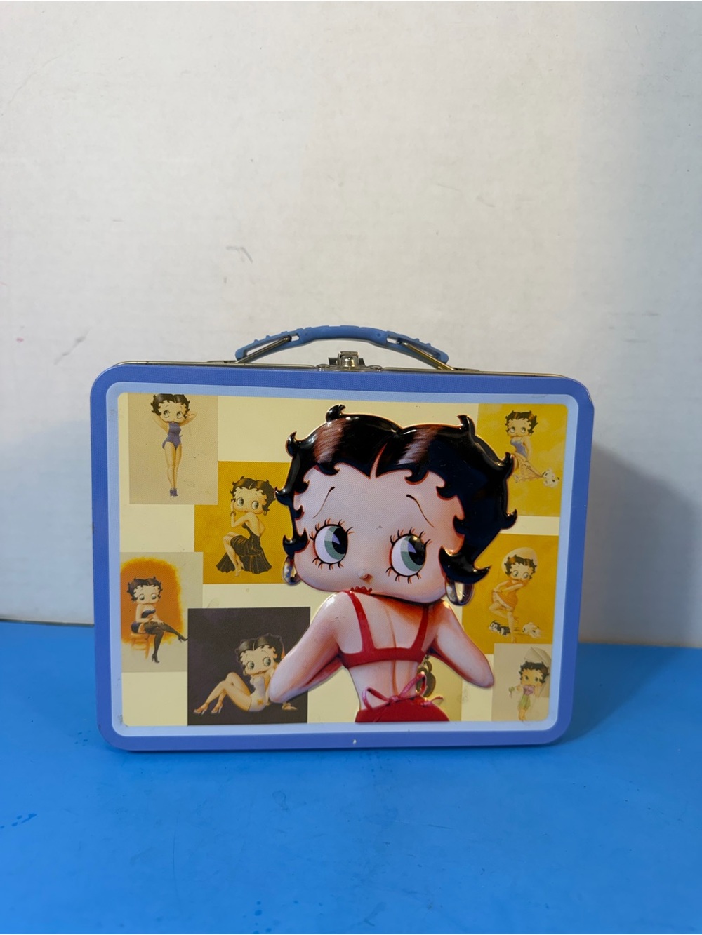 Betty Boop Metal Lunchbox - Blue & Yellow